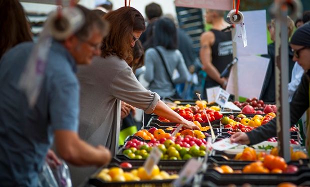 Coronavirus: ¿Se puede contagiar a través de los alimentos?