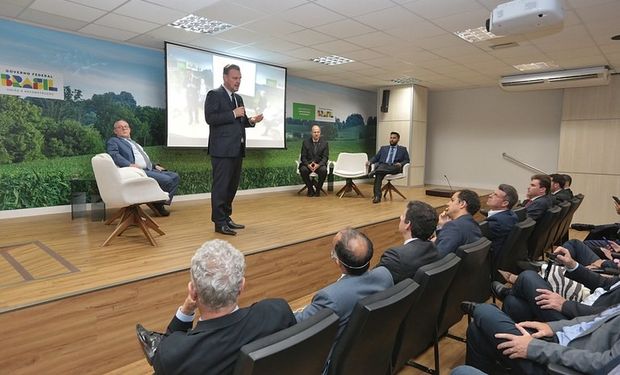 Ministro Fávaro participa do lançamento da Câmara Temática de Modernização do Crédito e Instrumentos de Gestão de Risco do Agronegócio. (foto - Mapa)