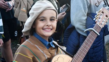 Con apenas 10 años, un santafesino conquista escenarios y se abre camino como promesa del folklore argentino: la historia de Felipe Gutiérrez Merce