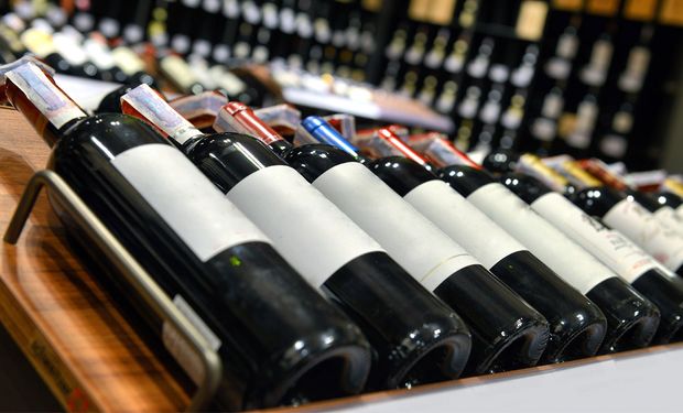 Desmienten faltante de vino: el Gobierno cruzó a las bodegas por las importaciones de insumos