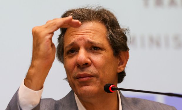 Haddad diz que política fiscal não depende apenas do governo federal