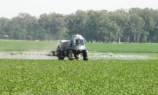 En 2014 las exportaciones de agroquímicos se contrajeron en valores 7,7% con relación al 2013, y pasaron de u$s 648,3 millones a u$s 598,4 millones.