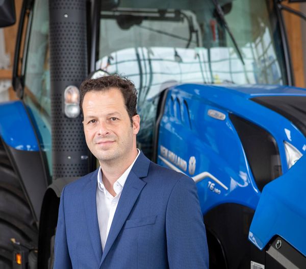 Flávio Mazetto, diretor de Produto e Portfolio da CNH na América Latina, fala sobre descarbonização e uso de IA em máquinas agrí