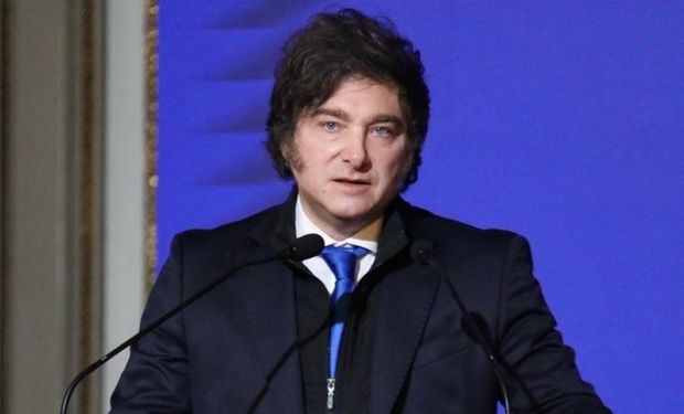 “Lo que sobran son dólares”: Milei habló del aporte del campo, el desarrollo de vaca muerta y materia nuclear