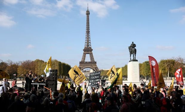 Francia endurece las medidas contra los alimentos del Mercosur e impone restricciones: el gobierno cede a la presión