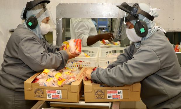 O Paraná se manteve como o maior exportador de carne de frango do Brasil, com 180,7 mil toneladas embarcadas em janeiro (Foto: Ari Dias/AEN)