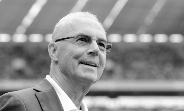 Murió Franz Beckenbauer, ex futbolista alemán campeón mundial como jugador y entrenador 