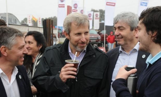 Frigerio en el marco de la Expo Rural de Río Cuarto.