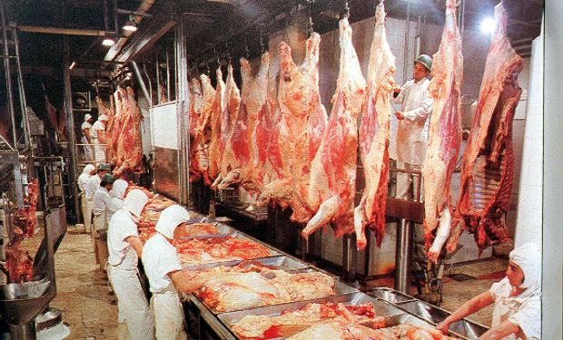 Comunicado de la Mesa de las Carnes: "Compromiso para derrotar la informalidad en la cadena de las carnes".