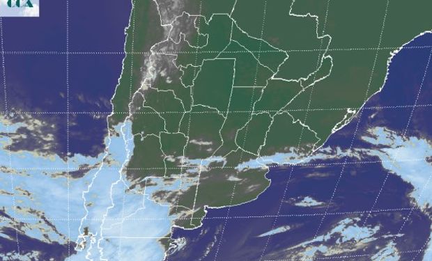 La foto satelital presenta, como desde los últimos días de mayo, el tránsito de las principales perturbaciones atmosféricas por la Patagonia.