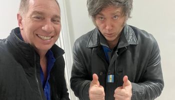 Milei relanzó el Gabinete con cambios: Santilli es ministro del Interior y Adorni, jefe de Gabinete