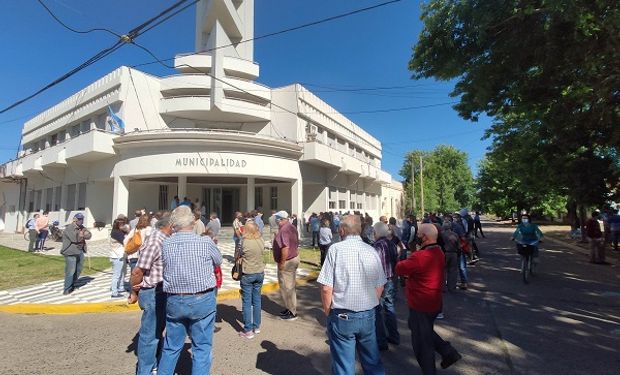 Productores se movilizaron por la medida que prohíbe la ganadería: "El justificativo es la falta de conocimiento"