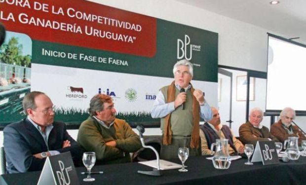 Representantes de BPU, Hereford, MGAP, INIA, INAC y ARU.