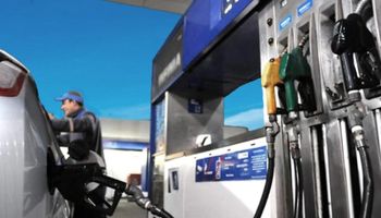 Nafta y gasoil: aumentará el impuesto sobre los combustibles a partir de octubre
