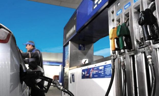 Nafta y gasoil: aumentará el impuesto sobre los combustibles a partir de octubre