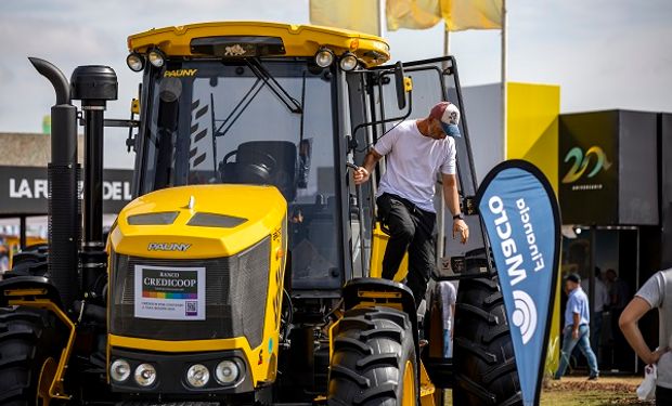 Sin gasoil el campo se frena: alerta por faltantes y denuncia por una particular maniobra en las provincias fronterizas