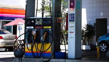 Petrobras pode usar fundo de reserva para conter reajuste de gasolina