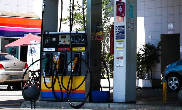 Ministério da Fazenda discute proposta com maior alíquota para gasolina. (foto - Rovena Rosa/Agência Brasil)