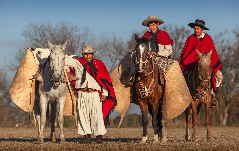 noticiaspuertosantacruz.com.ar - Imagen extraida de: https://news.agrofy.com.ar/noticia/211342/dia-tradicion-homenaje-literatura-gauchesca-y-jose-hernandez