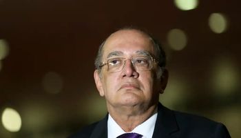 “Ninguém faz roça sem desmatar”, diz Gilmar Mendes em julgamento sobre benefícios a defensivos