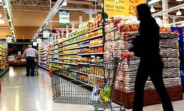 Un fuerte aumento en los alimentos impulsó la inflación de 2013 a cerca del 28%