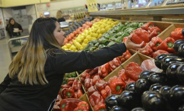 La manzana roja y la pera fueron los productos que mostraron mayor disparidad en su valor.