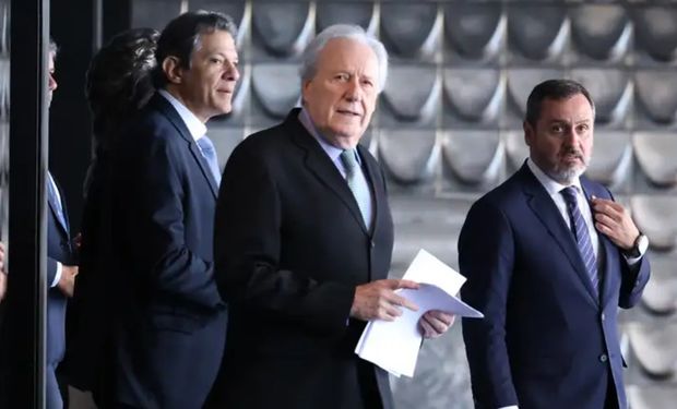 Integrantes do governo federal em momento de articulação institucional, em Brasília. (Foto: José Cruz/Agência Brasil)