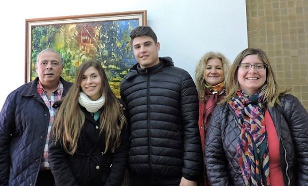 Estudiantes de sexto grado de la escuela granja de la Universidad Nacional del Litoral.