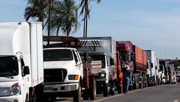 Haddad articula com estados para conter alta dos combustíveis e evitar greve de caminhoneiros