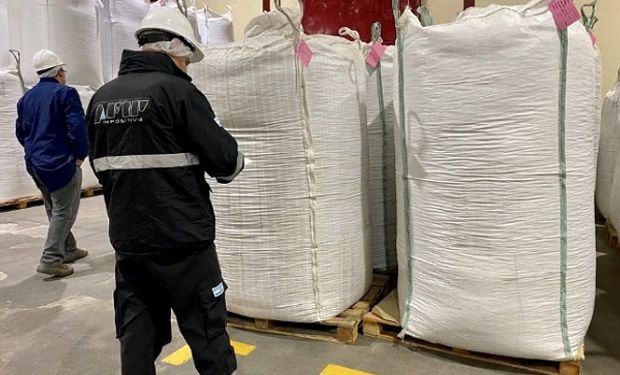 La AFIP vigila al campo: detectó faltantes por 60.800 toneladas de maní en una importante empresa de alimentos