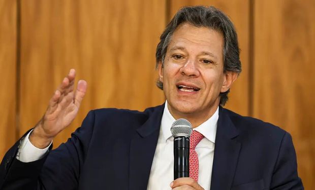 Haddad anuncia isenção de IR para renda de até R$ 5 mil e alta para mais de R$ 50 mil