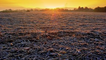 Tiende a normalizarse el clima, con perspectivas de un invierno muy severo