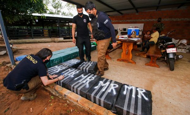 Hidrovía: secuestran 947 kilos de cocaína en Paraguay que iban a ser trasladados en un buque