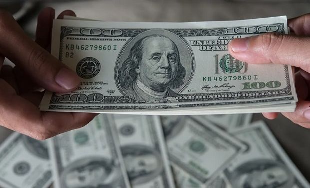 Dólar blue hoy: a cuánto cotizó este lunes 24 de octubre y cuál es la brecha con el dólar Banco Nación