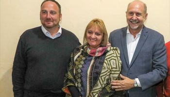 Un candidato peronista prometió una casa y un millón de pesos si gana la intendencia