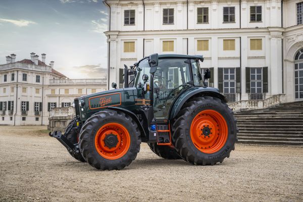 tractor estilo italiano