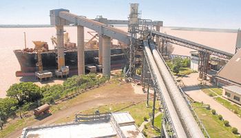 Exportación de granos en la Hidrovia Paraguay - Paraná