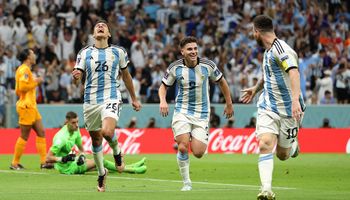 Argentina vs. Croacia, en vivo por las semifinales del Mundial 2022: los goles de Julián Álvarez y Messi para el 2 a 0 parcial