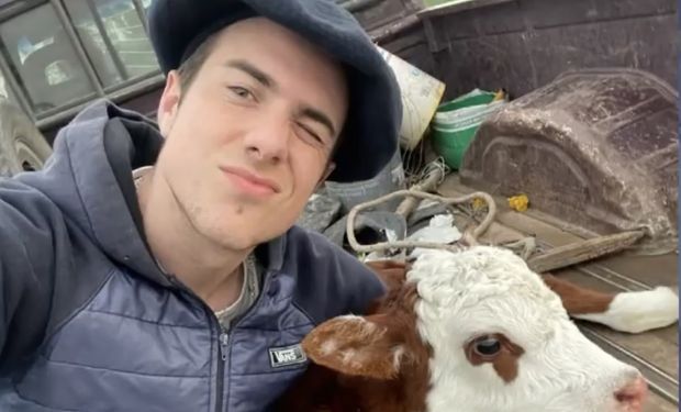 ¿Vacas trans? Las anécdotas del influencer argentino del campo que suma millones de seguidores