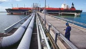 EEUU superaría a Rusia como mayor productor de combustibles líquido