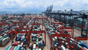 China eximirá a algunas importaciones de materias primas de requerimientos de licencias