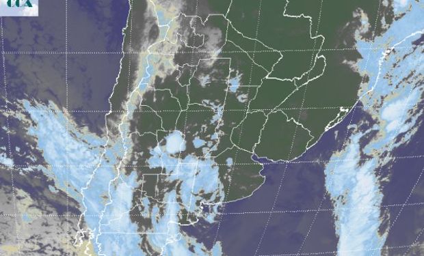 Como se observa en la imagen gran parte de la franja este del país, mantiene una estructura atmosférica estable, independientemente de las neblinas devenidas en nubes bajas.