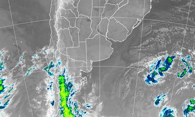 Se observa un vasto despliegue de cielos despejados en gran parte de Argentina, Uruguay, Paraguay y Brasil.