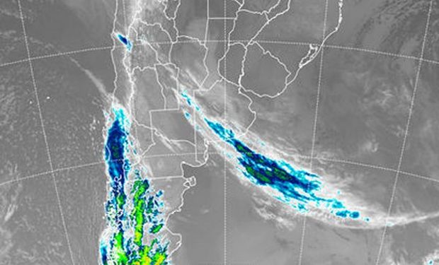 En el recorte de imagen satelital se parecían perturbaciones que transitan sobre el sur de la Patagonia.