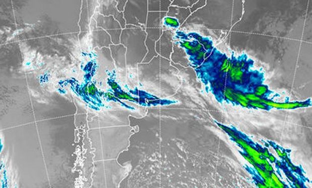 En la imagen satelital, se aprecian coberturas nubosas que intentarán, con dificultad proyectarse hacia la franja central del país.