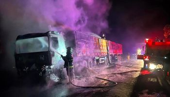 Incêndios no agro mobilizam bombeiros em MT e atingem carreta com soja e barracão