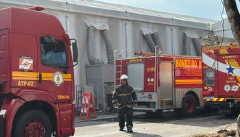 Presidente da COP30 já admite prorrogação das negociações após incêndio na Zona Azul