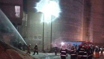 Incendio en un silo de la planta de Vicentin