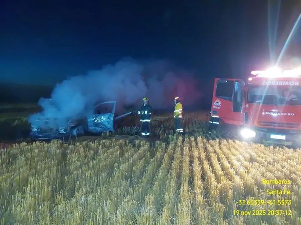 incendio camioneta rastrojo de trigo