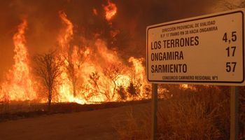 Córdoba: "Desde 2008 no hay un incendio así en la provincia”